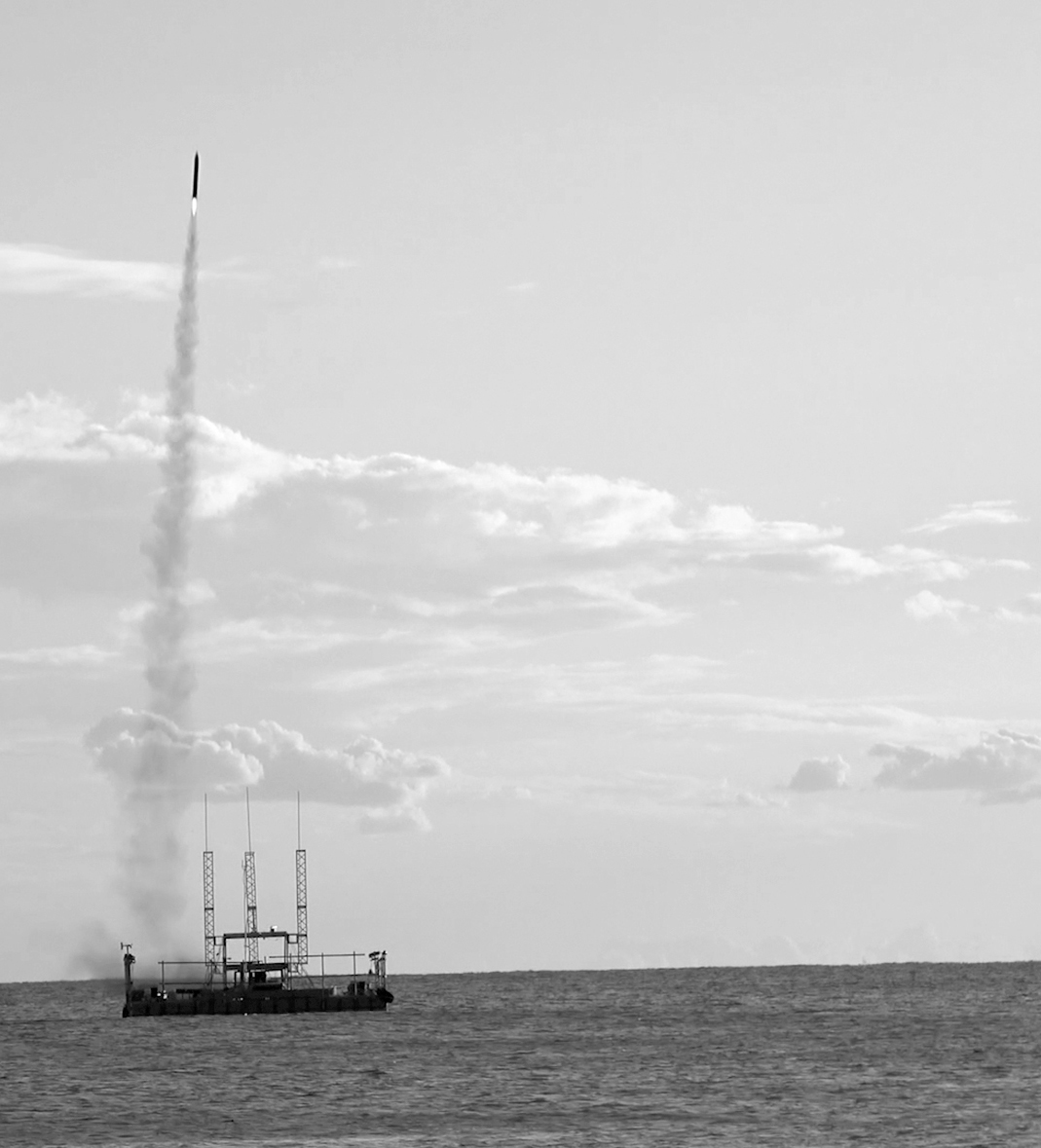 ロケット打ち上げ